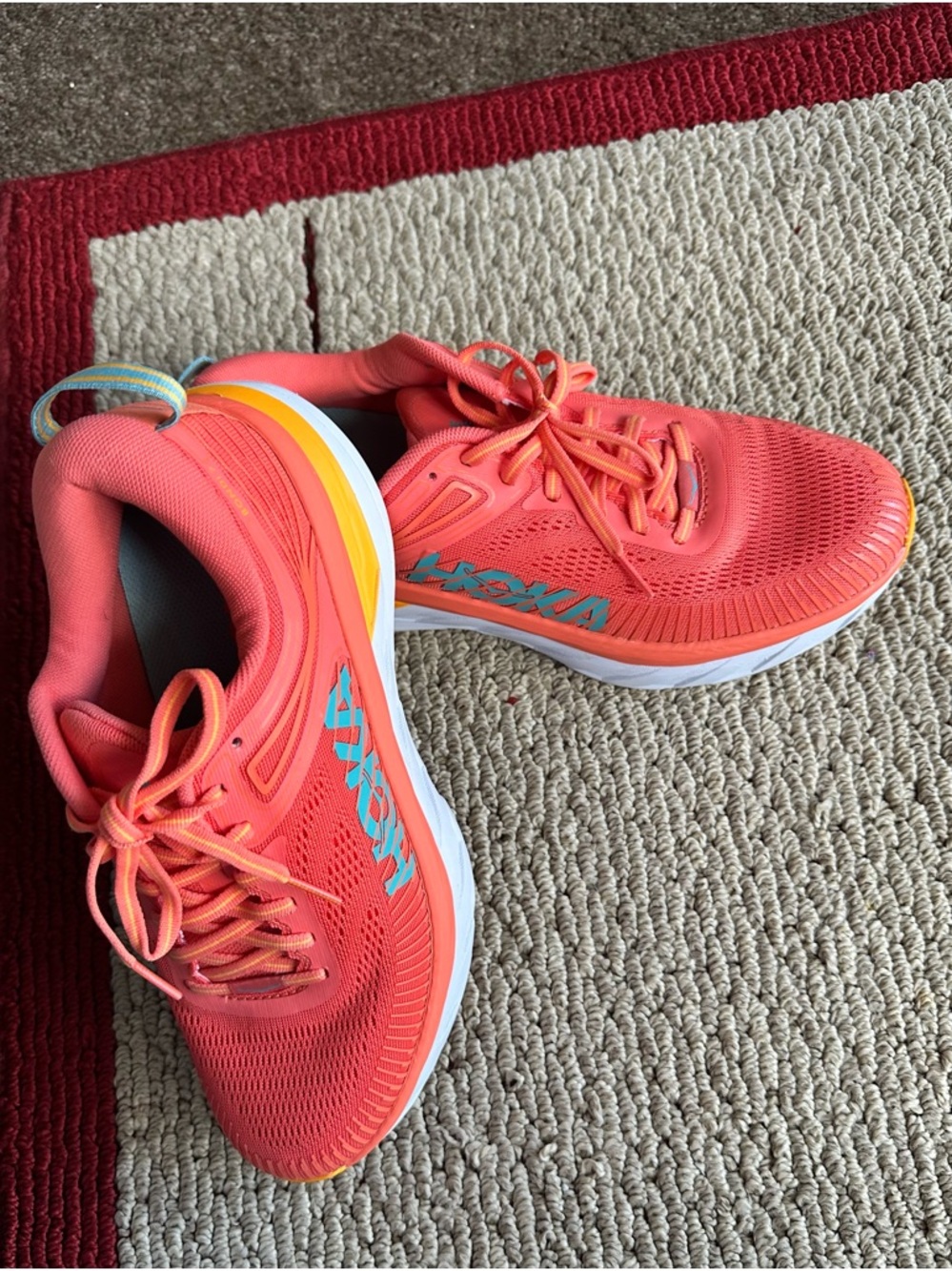HOKA ONE ONE Bondi 7 - Women's Size 9 - Cantaloupe/Silver Peony (Like New!)